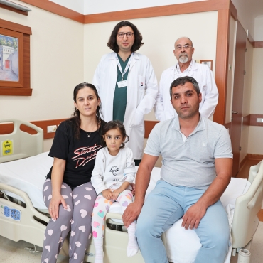 FELÇ GEÇİREN KÜÇÜK HASTA ŞİFAYI SANKO ÜNİVERSİTESİ HASTANESİ’NDE BULDU